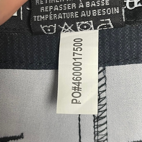 Travis Mathew Golf Pants Prestige Gyoza Black Pinstripes Pockets Sz 32 x 31 - Picture 14 of 14